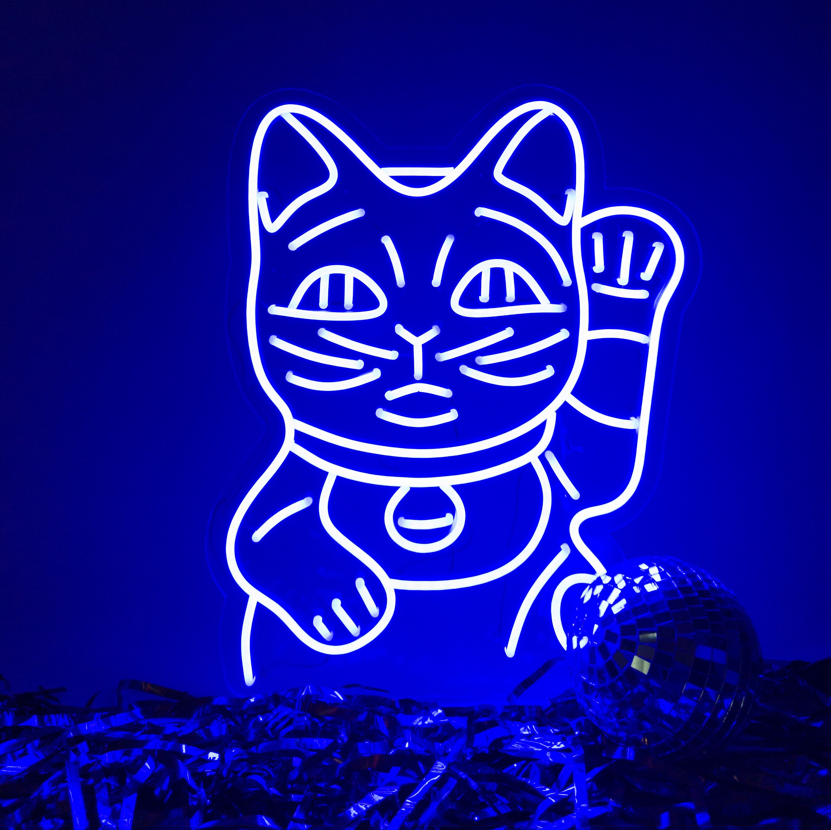 neon maneki neko